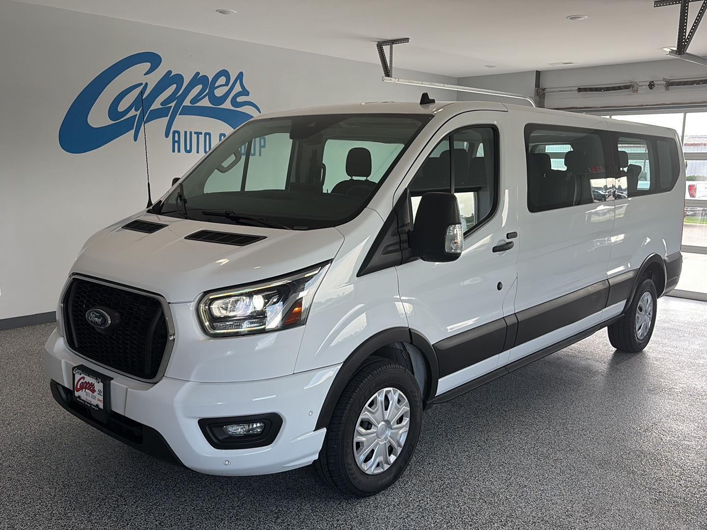 2023 Ford Transit Passenger Wagon XL