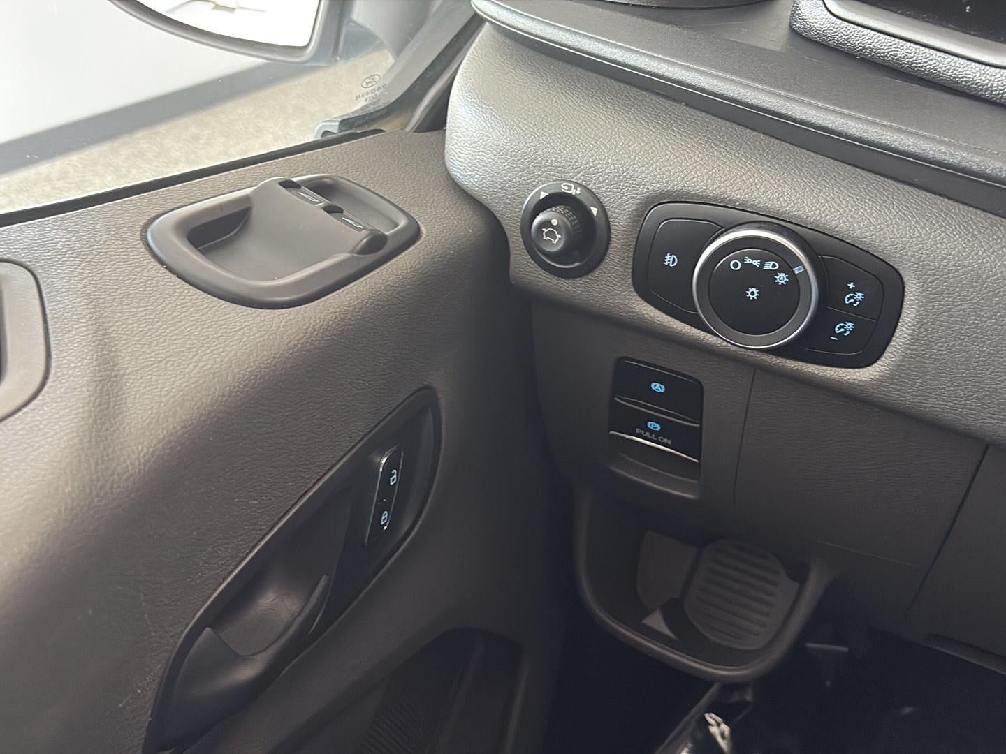 2023 Ford Transit Passenger Wagon XL