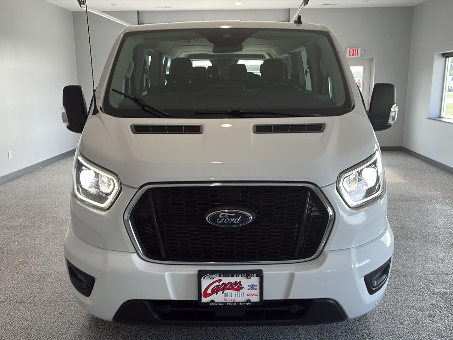 2023 Ford Transit Passenger Wagon XL