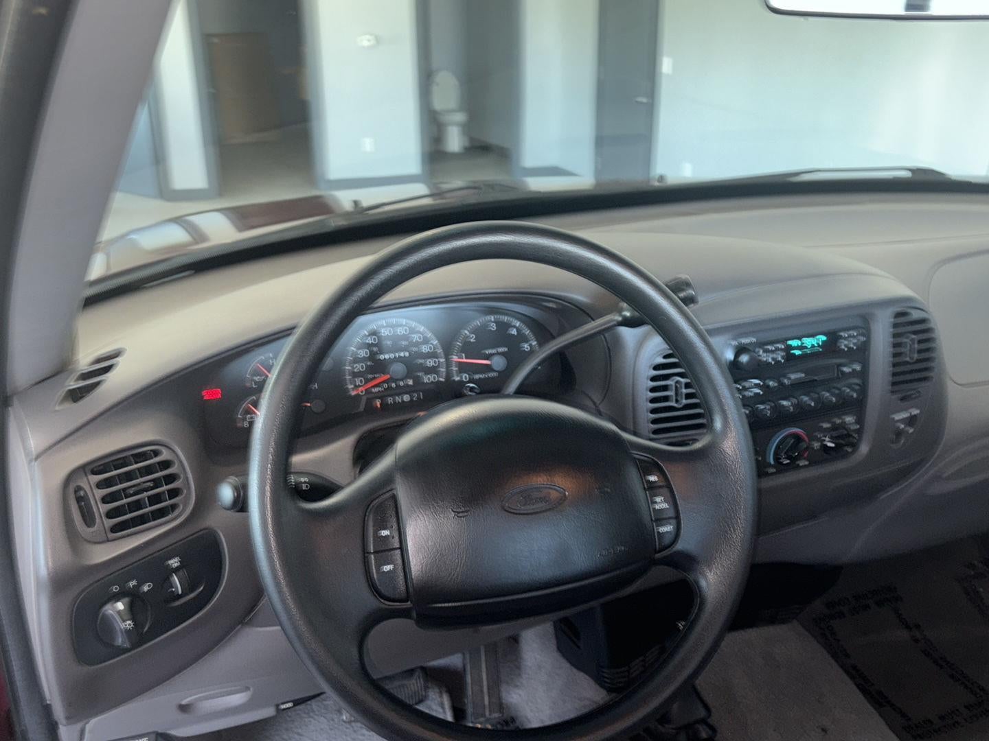 1998 Ford F-150 XLT