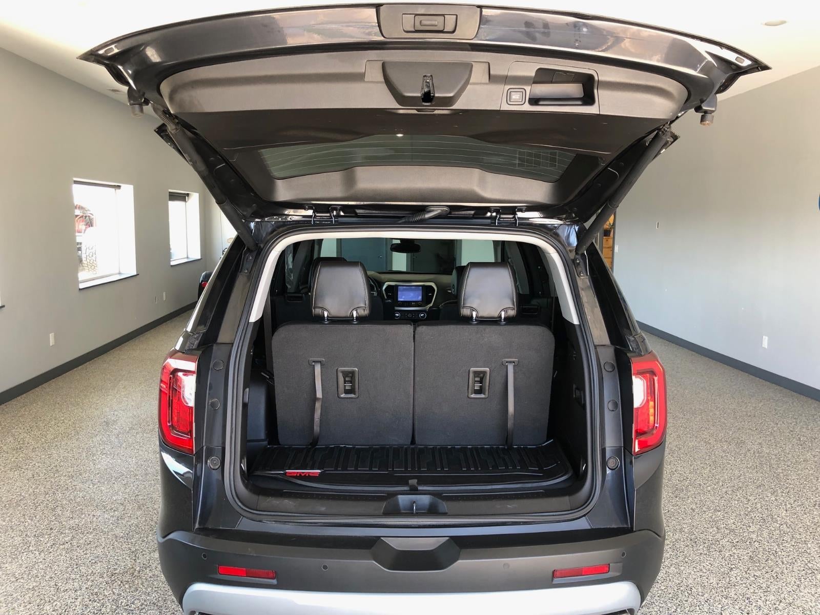 2020 GMC Acadia SLT