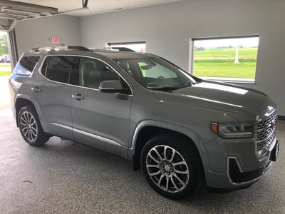 2023 GMC Acadia Denali