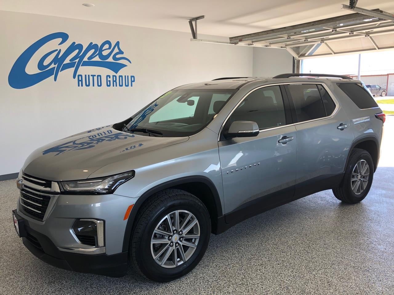 2023 Chevrolet Traverse LT Leather