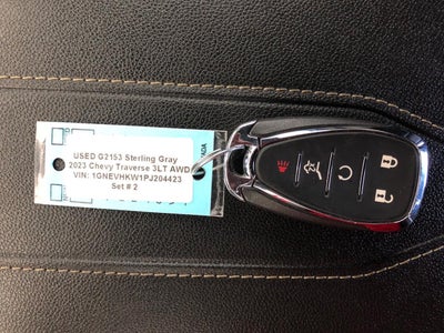 2023 Chevrolet Traverse LT Leather