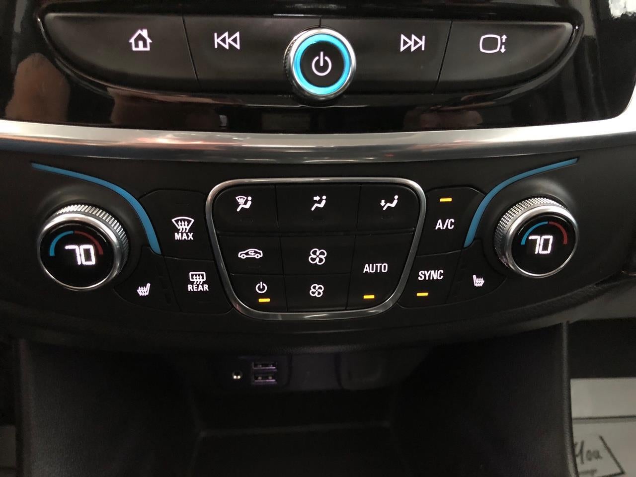 2021 Chevrolet Traverse RS