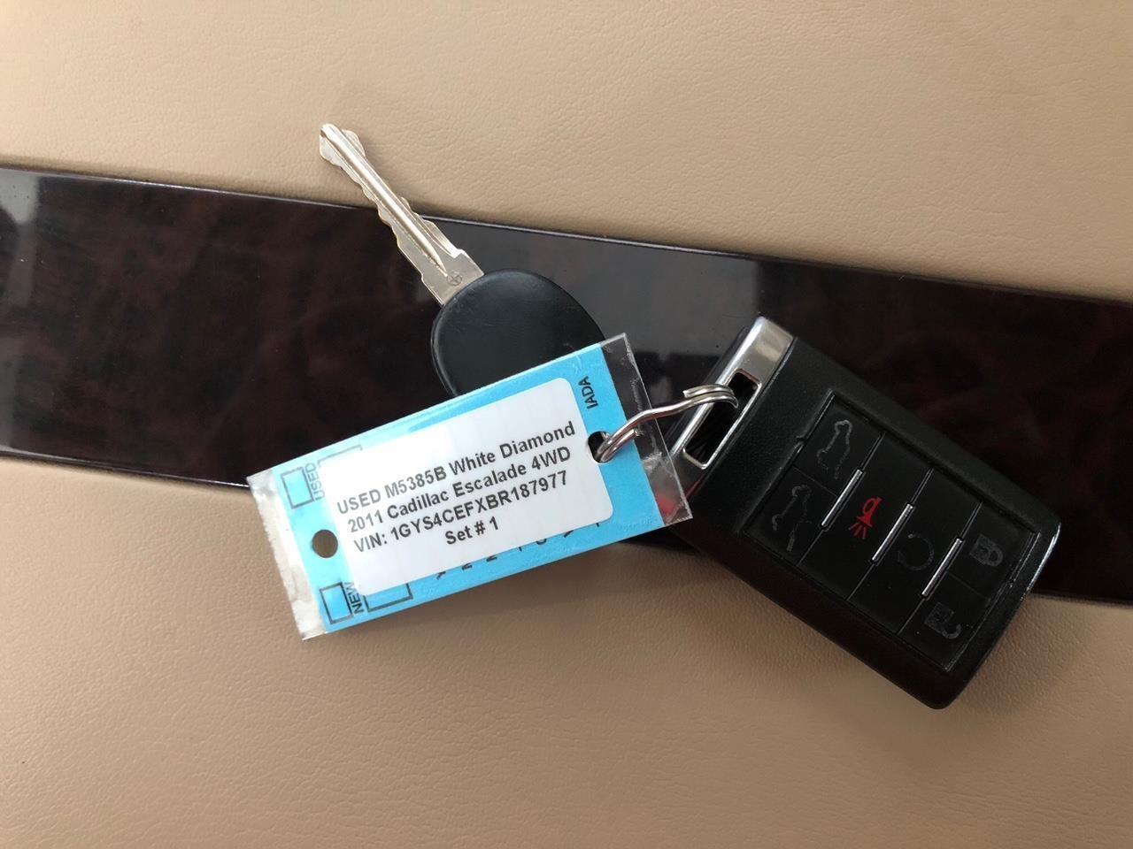 2011 Cadillac Escalade Premium
