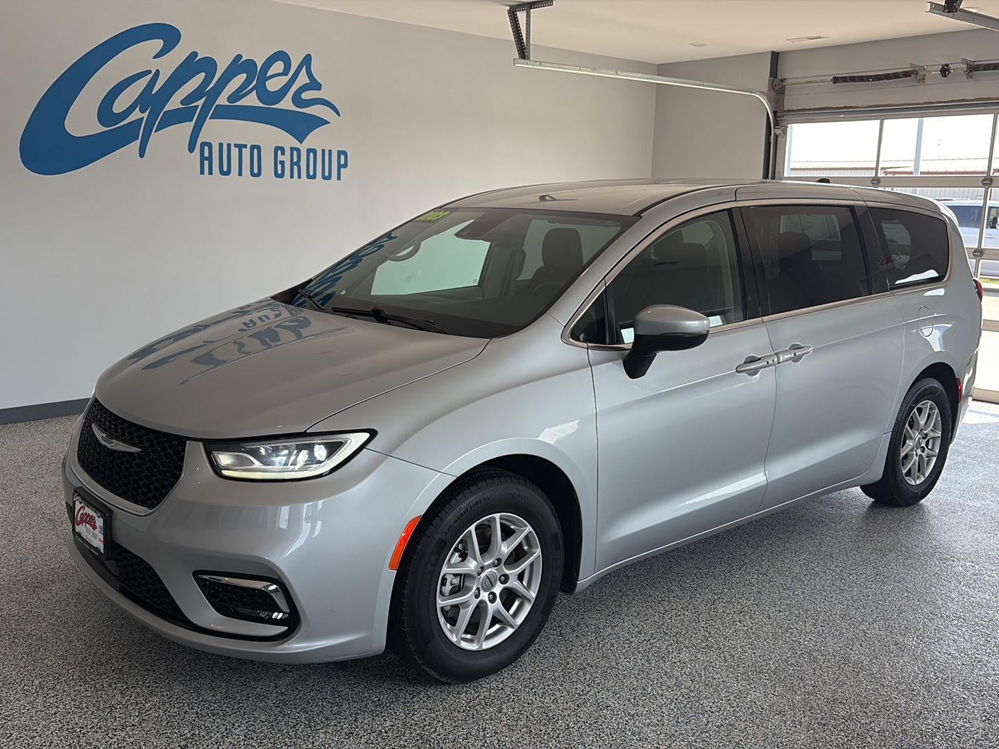 2023 Chrysler Pacifica Touring L