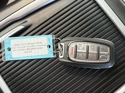 2023 Chrysler Pacifica Touring L