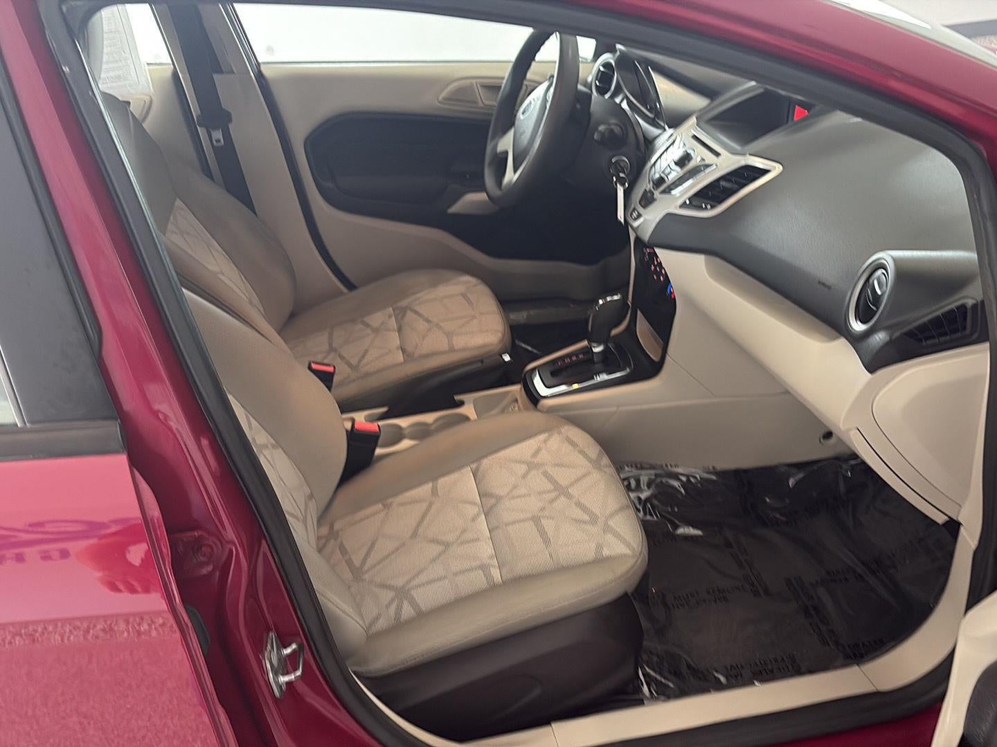 2011 Ford Fiesta SE