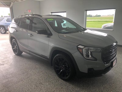 2023 GMC Terrain SLT