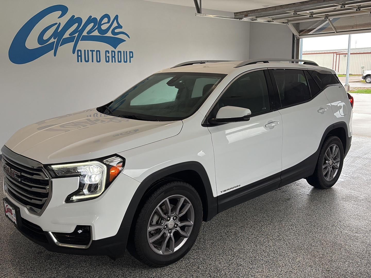 2023 GMC Terrain SLT