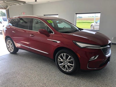 2023 Buick Enclave Essence