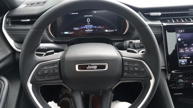 2023 Jeep Grand Cherokee L Altitude 4x4