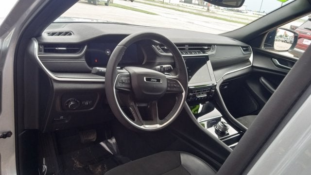 2023 Jeep Grand Cherokee L Altitude 4x4