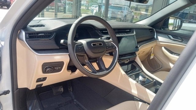 2026 Jeep Grand Cherokee GRAND CHEROKEE L LIMITED 4X4