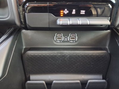 2024 RAM 1500 Limited Crew Cab 4x4 5'7' Box