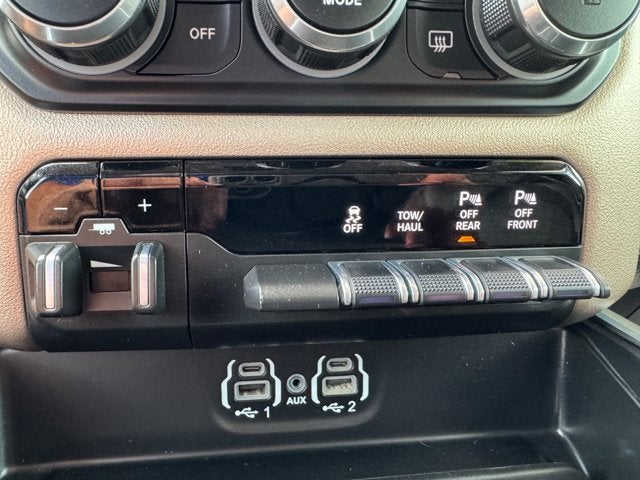 2022 RAM 1500 Laramie Crew Cab 4x4 5'7' Box