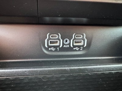 2022 RAM 1500 Laramie Crew Cab 4x4 5'7' Box