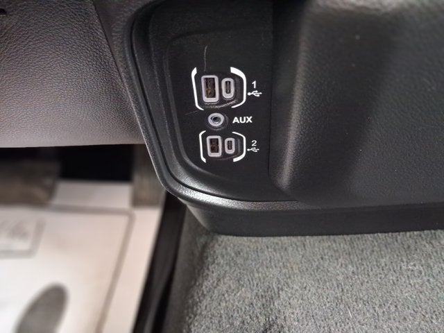 2020 RAM 1500 Laramie Crew Cab 4x4 5'7' Box