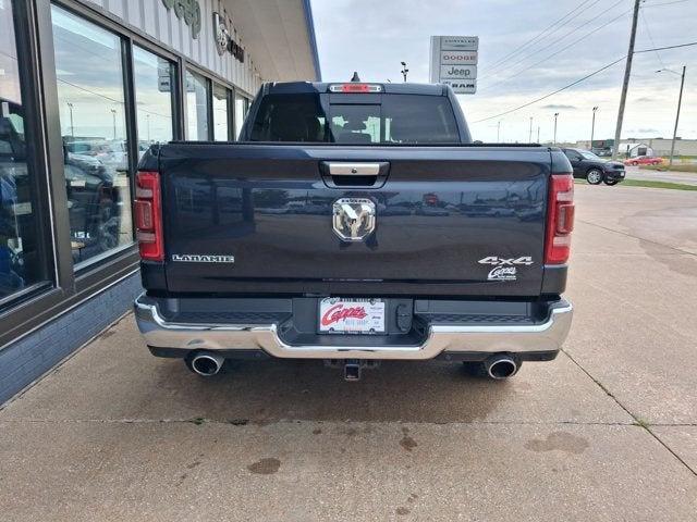 2020 RAM 1500 Laramie Crew Cab 4x4 5'7' Box