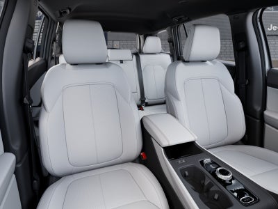 2027 Jeep Cherokee CHEROKEE LIMITED 4X4