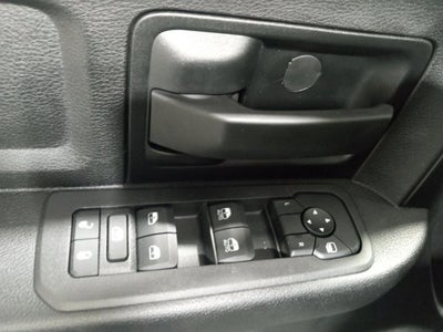 2026 RAM Ram 3500 RAM 3500 TRADESMAN CREW CAB 4X4 6'4' BOX