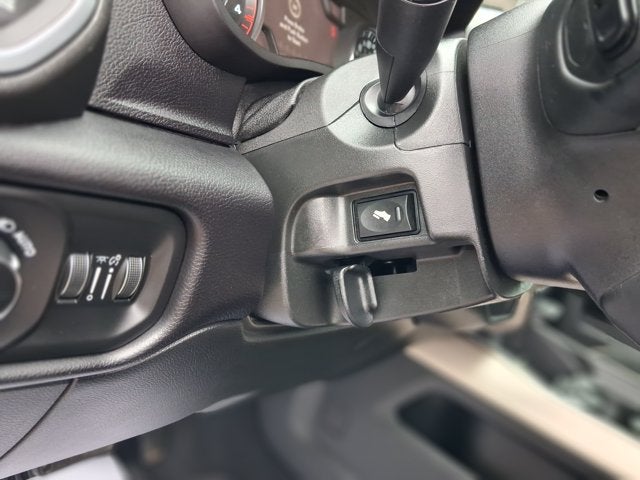 2022 RAM 3500 Laramie Crew Cab 4x4 6'4' Box
