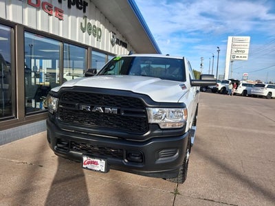 2022 RAM 2500 Tradesman Regular Cab 4x4 8' Box
