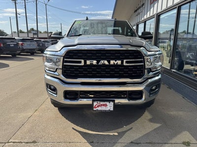 2022 RAM 2500 Big Horn Regular Cab 4x4 8' Box
