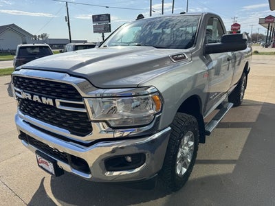 2022 RAM 2500 Big Horn Regular Cab 4x4 8' Box