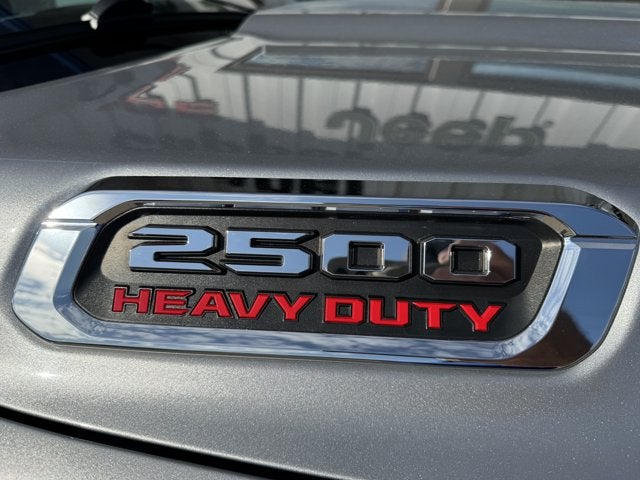 2022 RAM 2500 Big Horn Regular Cab 4x4 8' Box