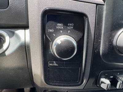 2017 RAM 2500 Tradesman Crew Cab 4x4 6'4' Box