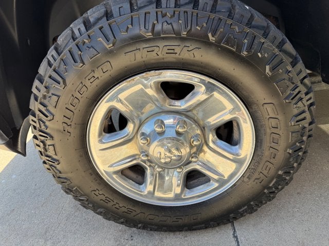 2017 RAM 2500 Tradesman Crew Cab 4x4 6'4' Box