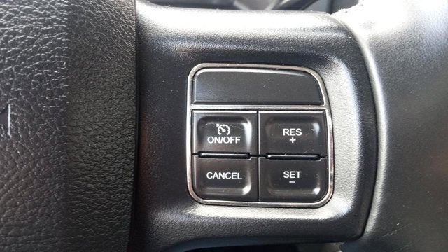 2017 RAM 2500 Big Horn Crew Cab 4x4 6'4' Box