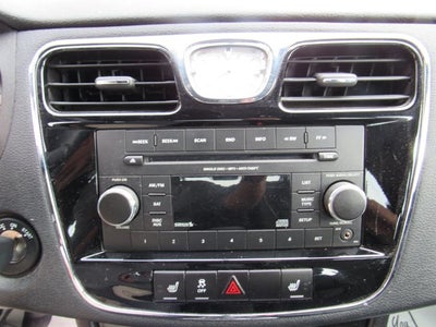 2012 Chrysler 200 Touring