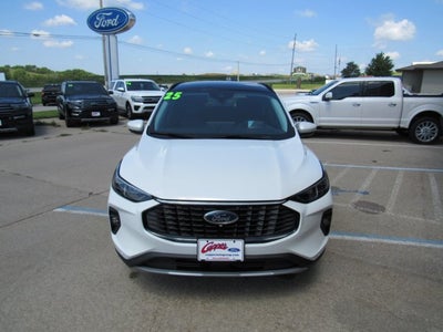 2025 Ford Escape Platinum