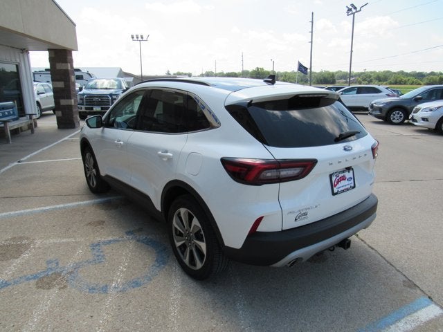 2025 Ford Escape Platinum