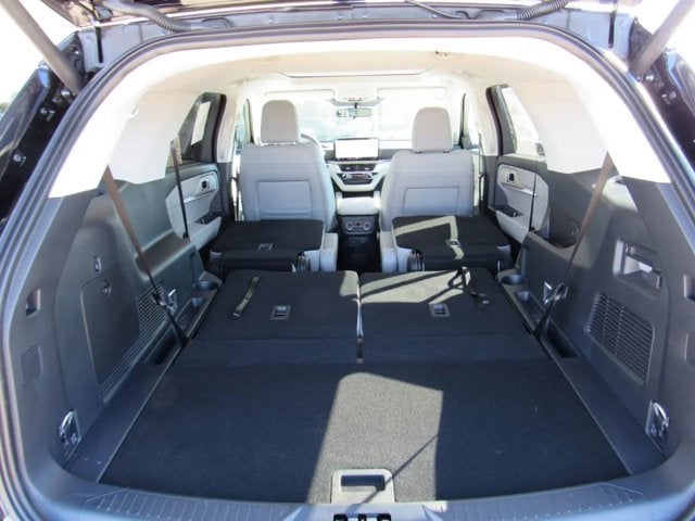 2026 Ford Explorer Active 4x4