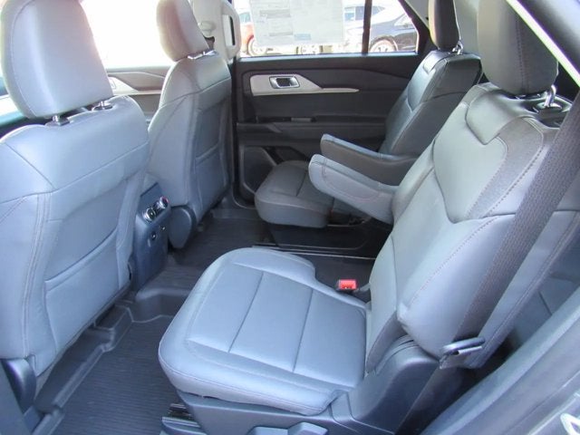 2026 Ford Explorer Active w 200A Pkg