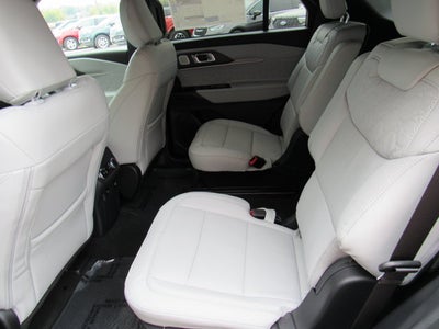 2027 Ford Explorer Platinum