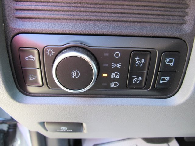 2026 Ford Super Duty F-350 SRW XLT