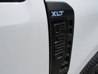 2026 Ford Super Duty F-350 SRW XLT