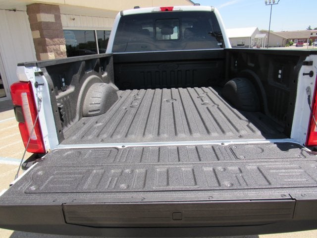 2026 Ford Super Duty F-350 SRW XLT