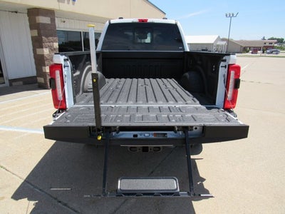 2026 Ford Super Duty F-350 SRW XLT